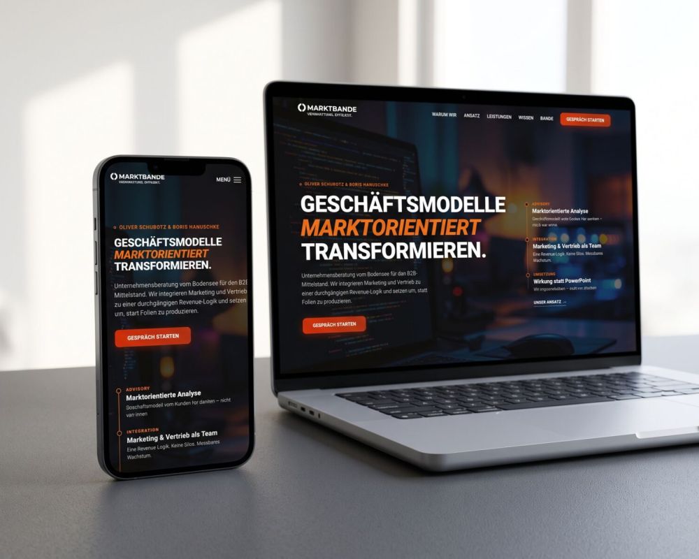 Website von MARKTBANDE auf Laptop und Smartphone mit der Überschrift „Geschäftsmodelle marktorientiert transformieren“
